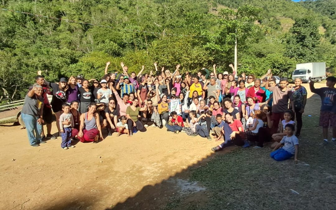Intercâmbio da EsparRama se une a saída de campo de curso sobre feminismo e agroecologia